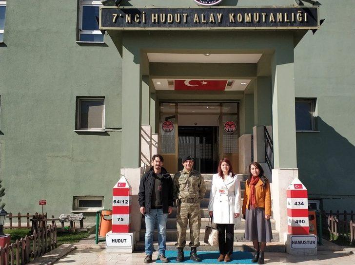 Mehmetçik, İran sınırındaki öğrencileri misafir etti G4