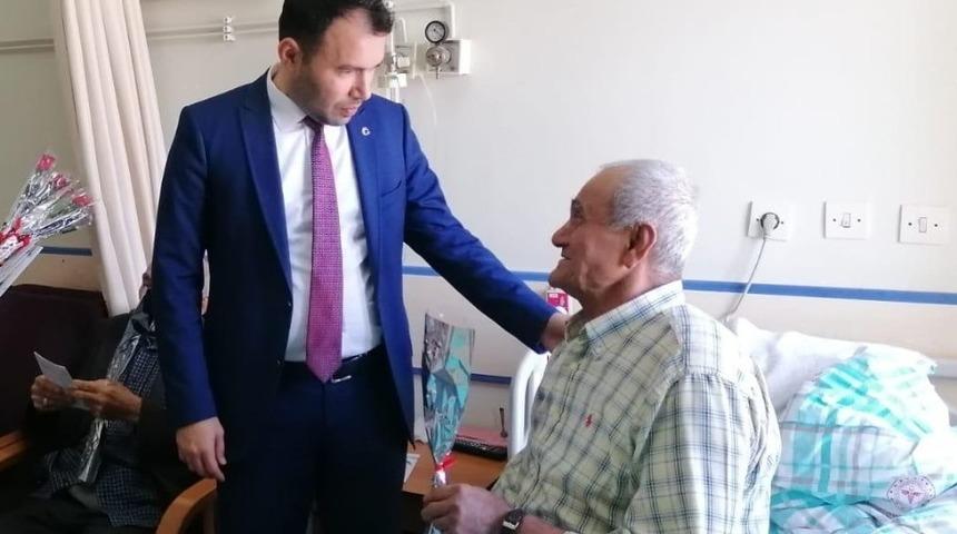 Başhekim Teberik, hastaları hakları konusunda bilgilendirdi