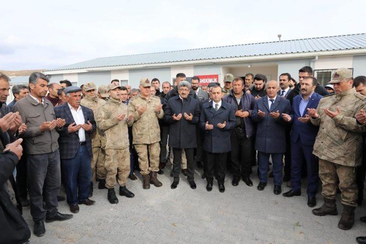 Güvenlik korucusu silahın kazara ateş alması sonucu şehit düştü G1