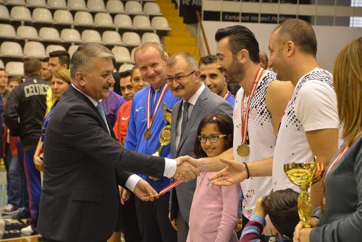 Öğretmenlerin final maçı nefes kesti G1