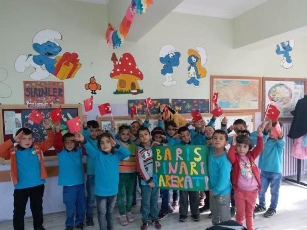 Devrekani Şenlik YİBO&rsquo;dan Barış Harekatına asker selamlı destek