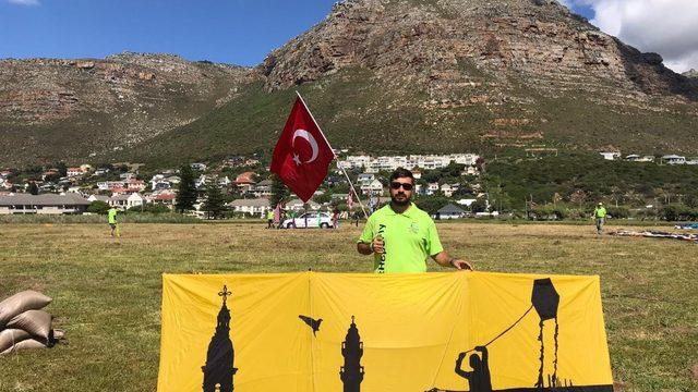Uçurtmalarıyla Türkiye’yi Güney Afrika’da temsil etti