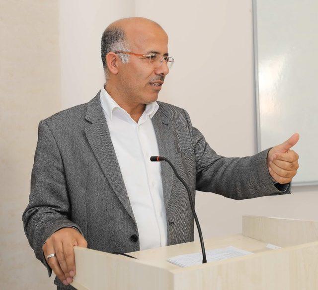 Prof. Dr. Akbaş’tan GAÜN öğrencilerine konferans