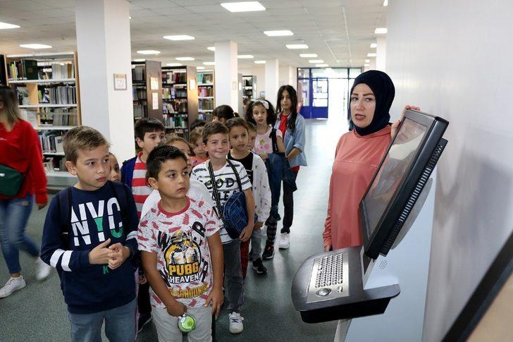 Minik maceracılar kütüphanede buluştu G3