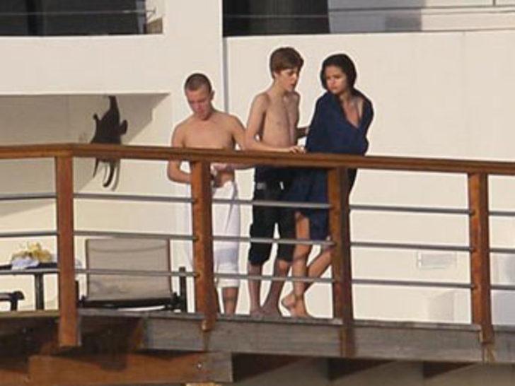 Justin'e 18'lik sevgili G3