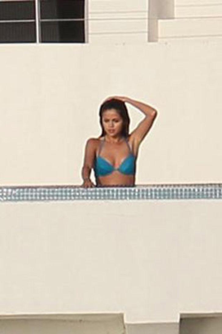 Justin'e 18'lik sevgili G4