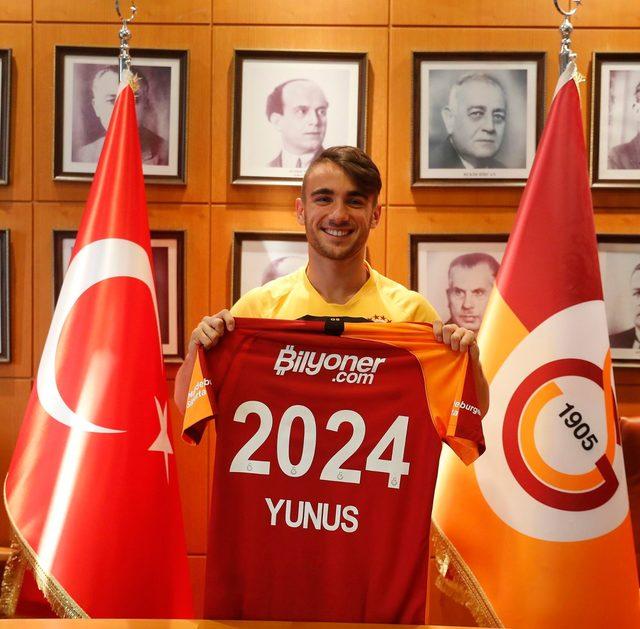 Galatasaray, Yunus Akgün’ün sözleşmesini uzattı