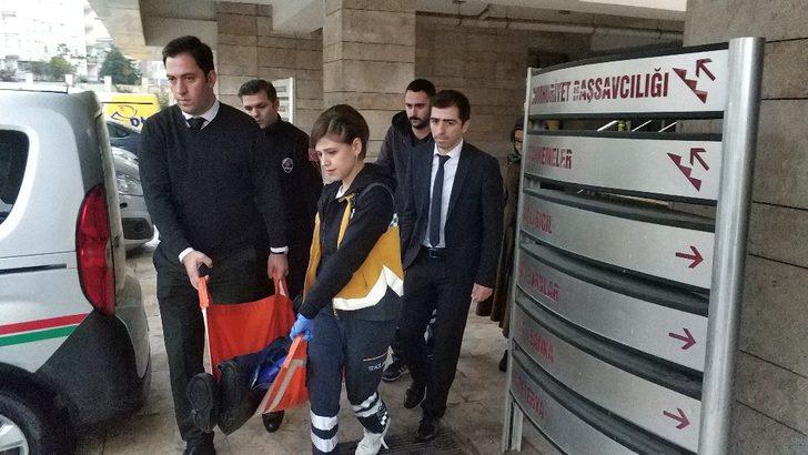 Adliye girişinde düşerek hastanelik oldu G2