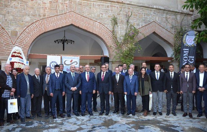 Öküz Mehmet Paşa Sempozyumu Kuşadası’nda başladı G1