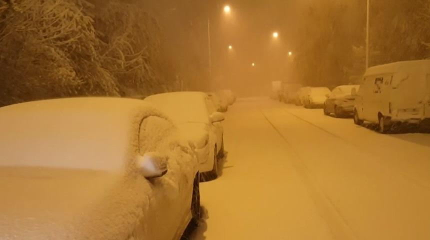 Bayburt beyaza büründü! Kar yağışı etkili oldu