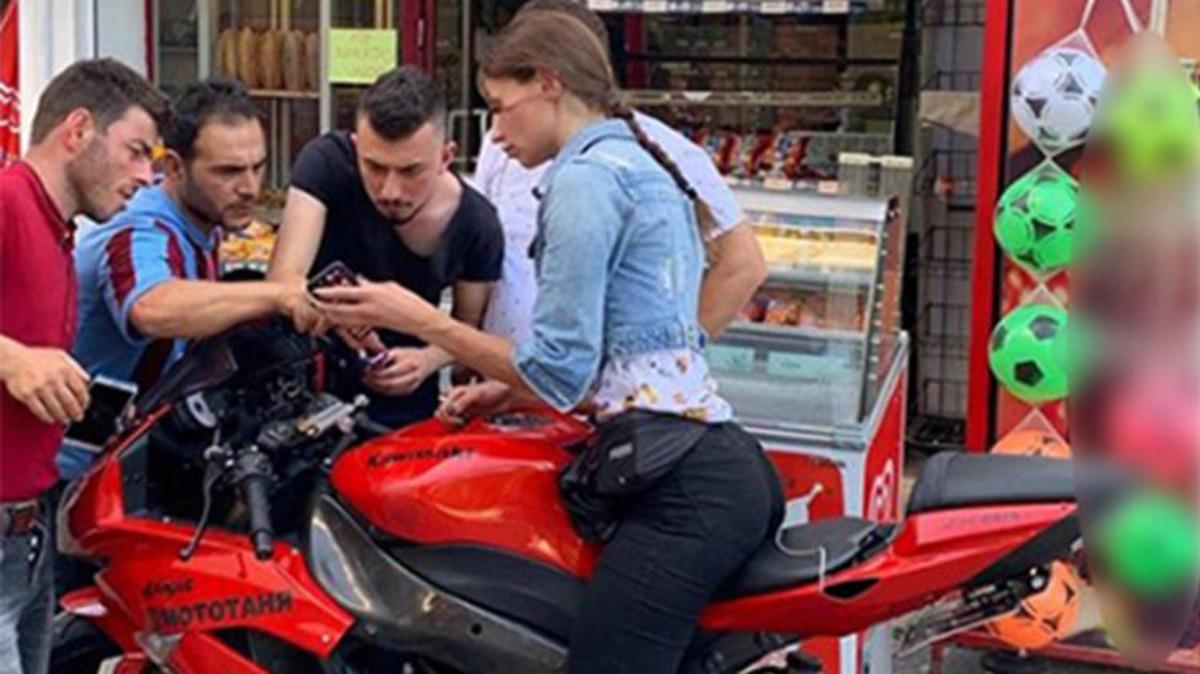 Rus fenomen Tanechka Ozolina motosikletiyle Trabzon'da yol sordu, sosyal medyada olay oldu!