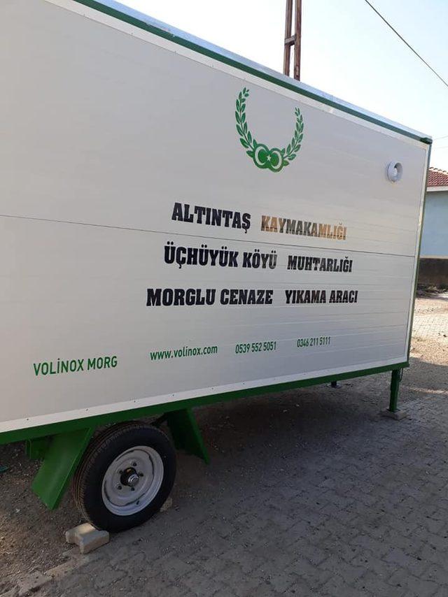 Köylerine morglu cenaze yıkama aracı aldılar