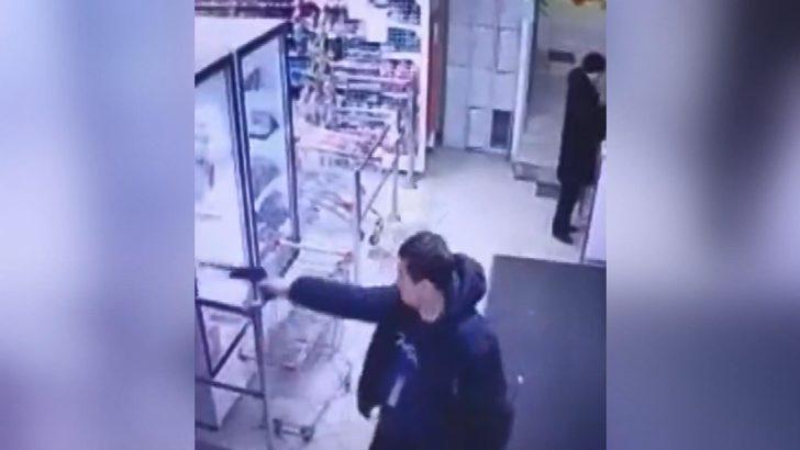 Rusya'da oyuncak silahla soygun girişimi! G5