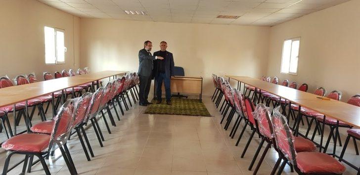 Karslı işadamı Yıldırım, Taziye Evleri’nin iç donanımına destek verdi G1