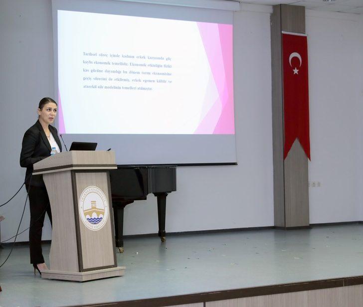 Trakya Üniversitesinde, “Kamu Hayatında Türk Kadını” konuşuldu G2