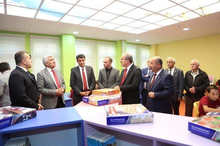 Ortaokula Z-Kütüphane G2