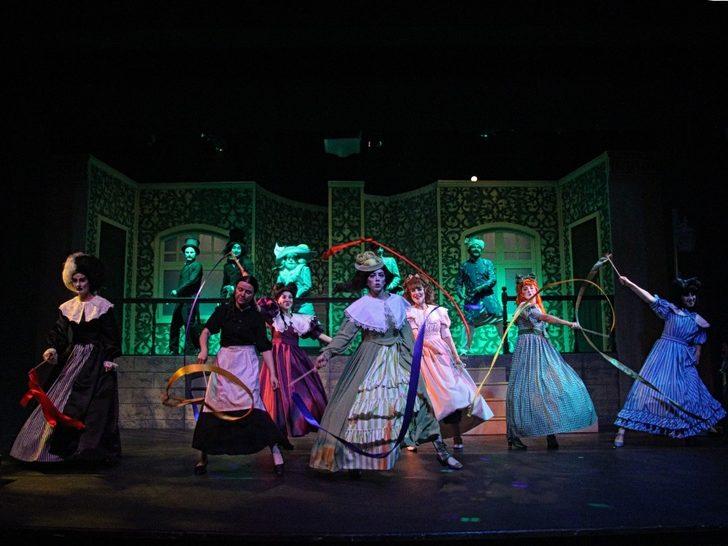 Dünya klasiği ’Küçük Prenses’ AVP Sahnesinde G4