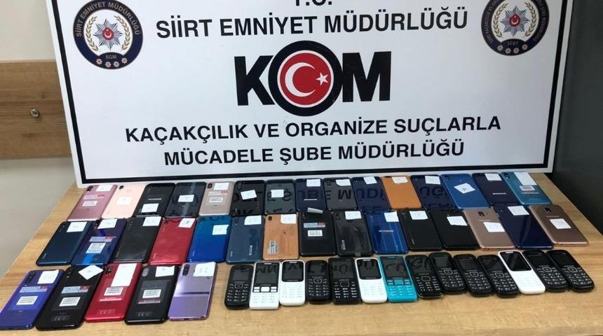 Siirt&rsquo;te ka&ccedil;ak telefon ve sigara ele ge&ccedil;irildi