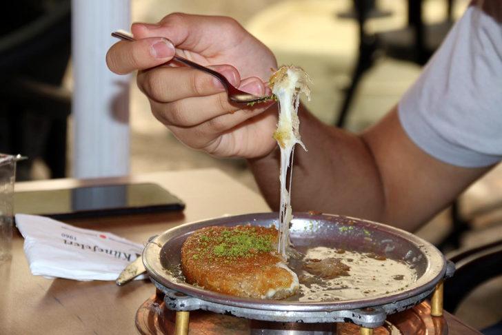 Turistler lezzetine hayran kaldı! Hatay künefesine yoğun ilgi G1