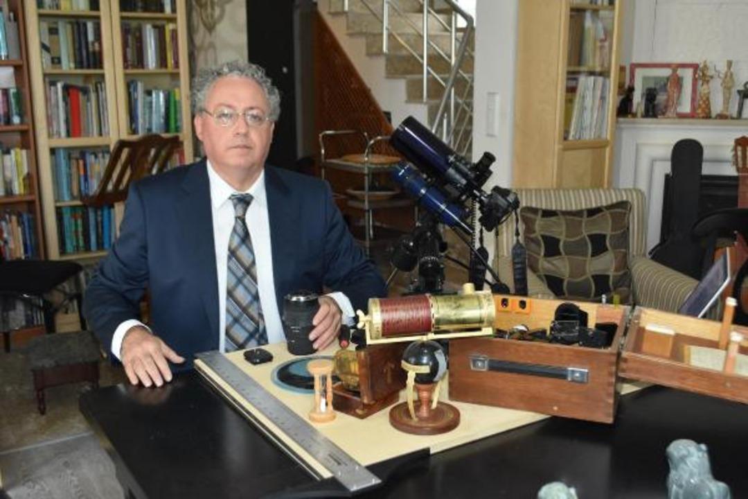 NASA&rsquo;da &ccedil;alışan bilim insanı İzmir&rsquo;e yerleşti: Bu şehirde g&ouml;m&uuml;lmek istiyorum