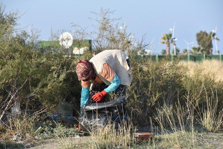 Aliağa Belediyesi Temizlik İşlerinden yoğun mesai G3