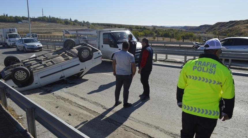 Yola çıkan köpek kazaya neden oldu: 1 yaralı