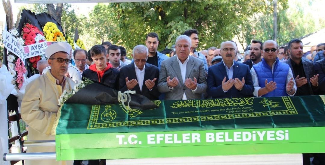 &Ouml;mr&uuml;n&uuml; Aydın&rsquo;ın u&ccedil;ması i&ccedil;in m&uuml;cadele vererek ge&ccedil;iren Şevki &Ccedil;ıldır, son yolculuğuna uğurlandı