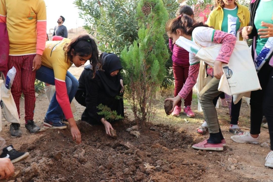&Ouml;ğrencilere y&ouml;nelik sıfır atık eğitim uygulaması