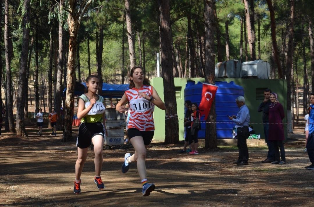 U16-U18 B&ouml;lgesel Kros Ligi 2.Kademe Yarışmaları Hatay&rsquo;da yapıldı
