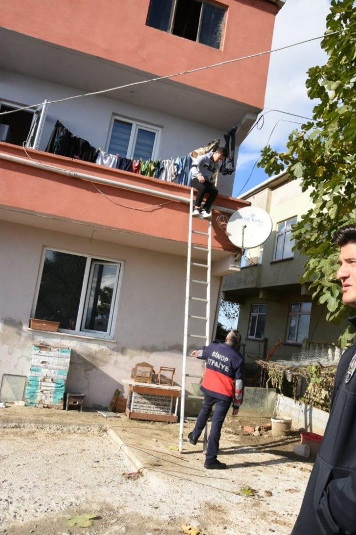 Pencereden girmeye çalışırken düşerek yaralandı G5