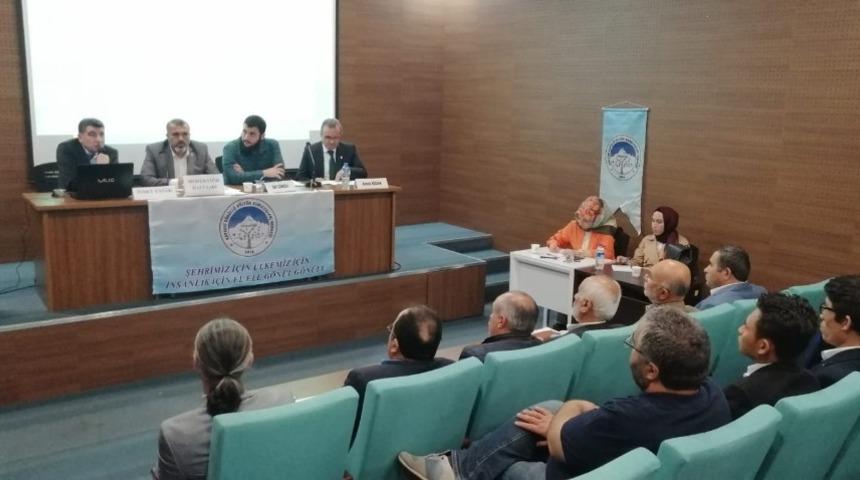 Sığınmacıların sorunları masaya yatırıldı