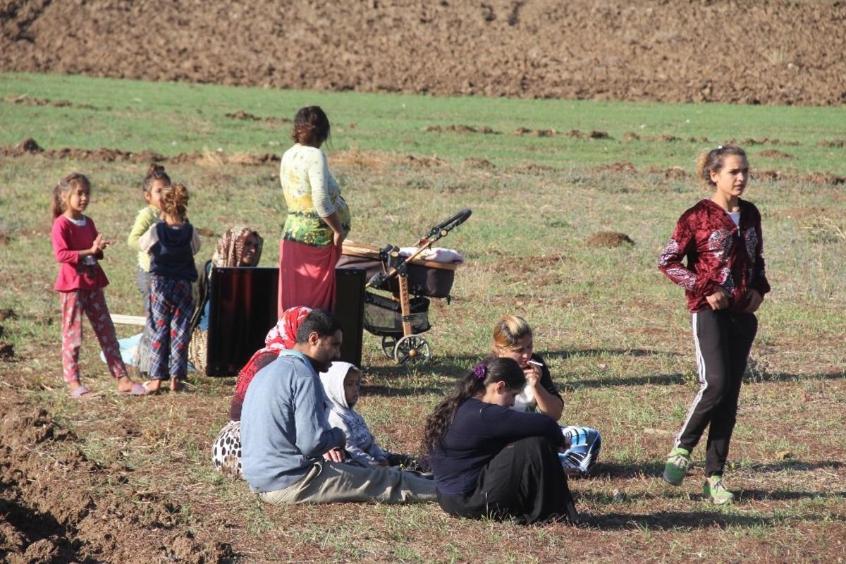 Bolu&rsquo;da, aynı aileye ait 3 ev alev alev yandı