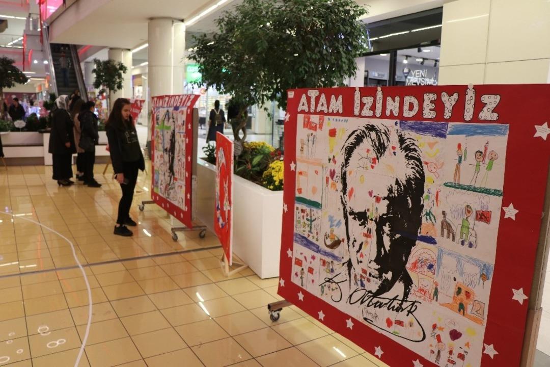 Tekden Anadokulu &ouml;ğrencilerinden &rsquo;29 Ekim&rsquo; sergisi