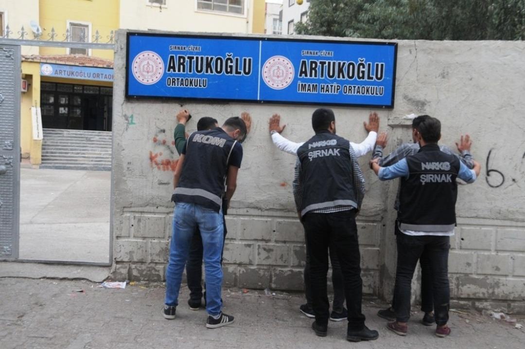 Cizre&rsquo;de narkotik ve KOM ekipleri denetimleri artırdı