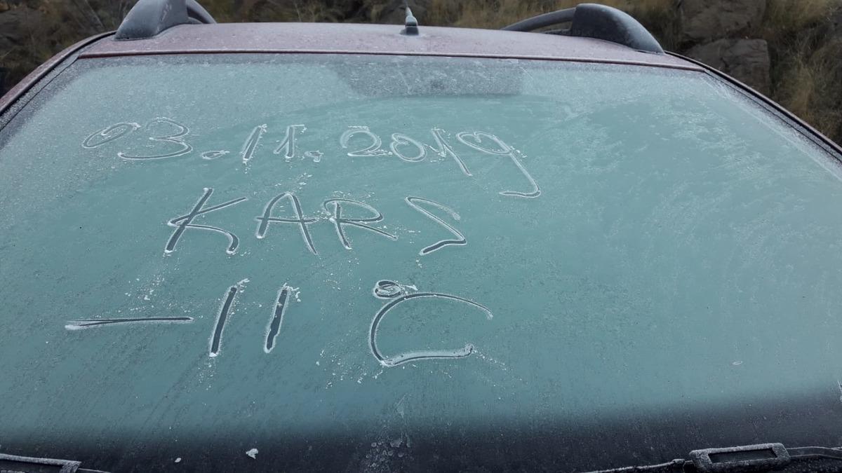 Kars'ta termometreler eksi 11 dereceyi g&ouml;sterdi