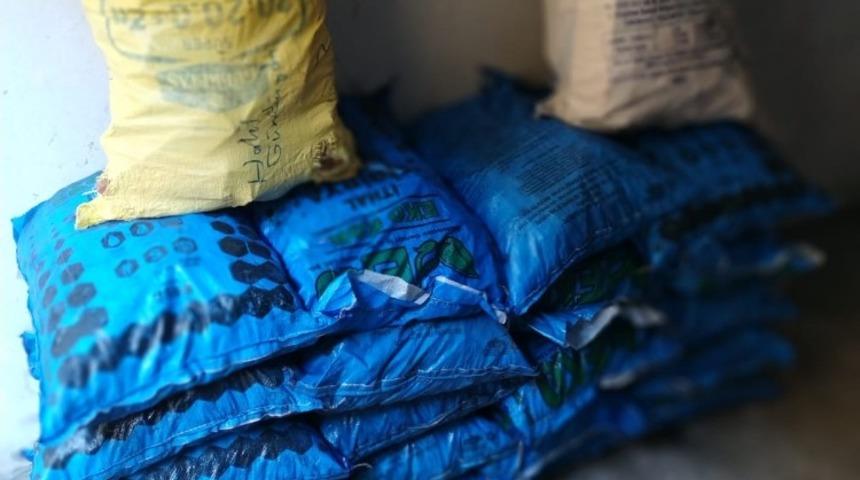 Gaziantep&rsquo;te 160 yetim aileye 80 ton k&ouml;m&uuml;r ve odun yardımı