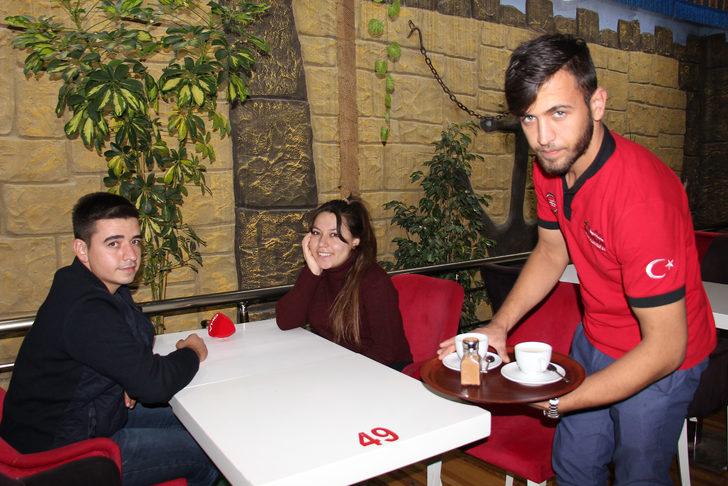 Cumhurbaşkanı Recep Tayyip Erdoğan gazetecilere ikram etmişti! Bucak salebinin kilosu, 700 liraya ulaştı G5