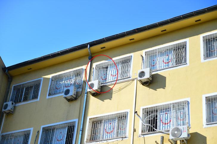 Hastanenin 4'üncü kat penceresinden düşen Muhammed bebek öldü G3