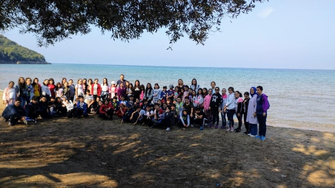 MY Kolej &ouml;ğrencileri, doğal yaşamı ve endemik bitki t&uuml;rlerini inceledi