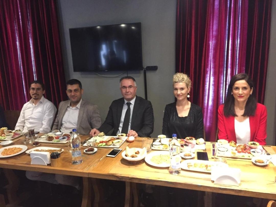 Meme Kanseri Farkındalık Etkinliği&rsquo;nde Doktor ve Hastalar Bir Araya Geldi