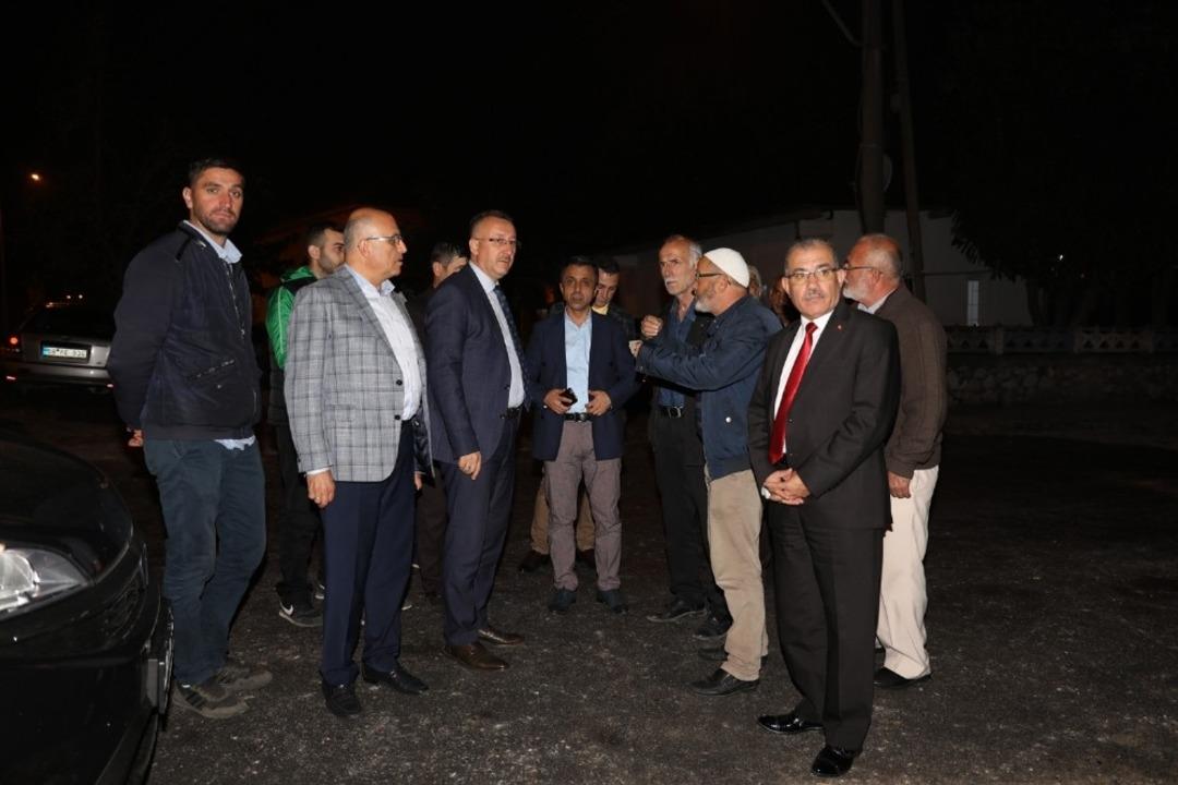 Başkan Işıksu saha &ccedil;alışmalarını s&uuml;rd&uuml;r&uuml;yor