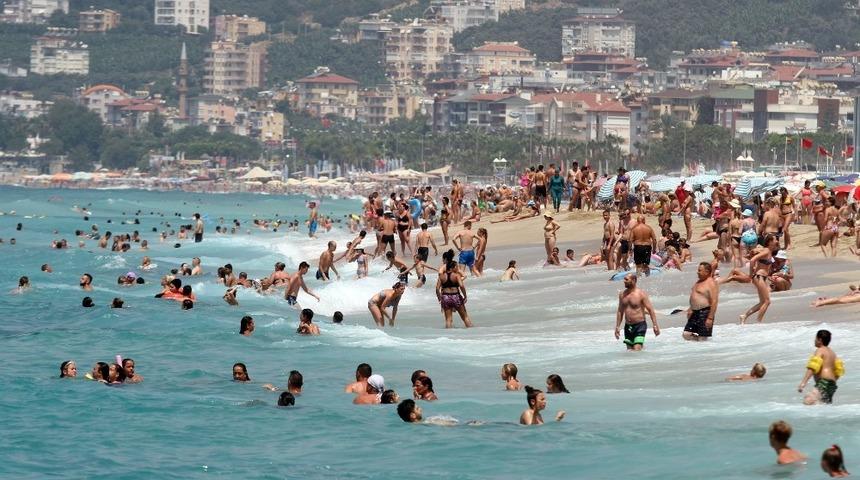 Antalya tüm yılların rekorunu kırdı