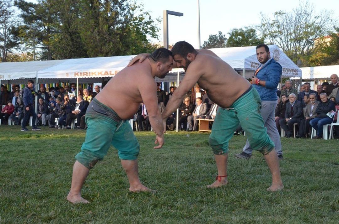 Kırıkkale&rsquo;de karakucak g&uuml;reş m&uuml;sabakaları yapıldı