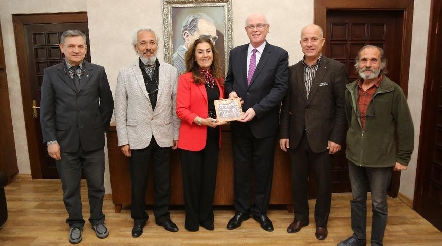 Eskişehir Turizm ve Tanıtma Derneği’nden Kazım Kurt’a teşekkür ziyareti