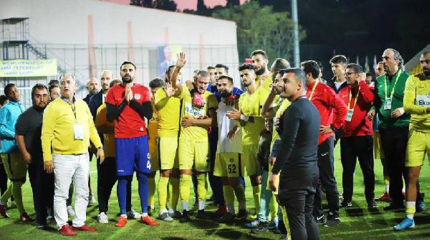 Anne acısıyla maça çıkan Mustafa Çeçenoğlu gözyaşlarına boğuldu