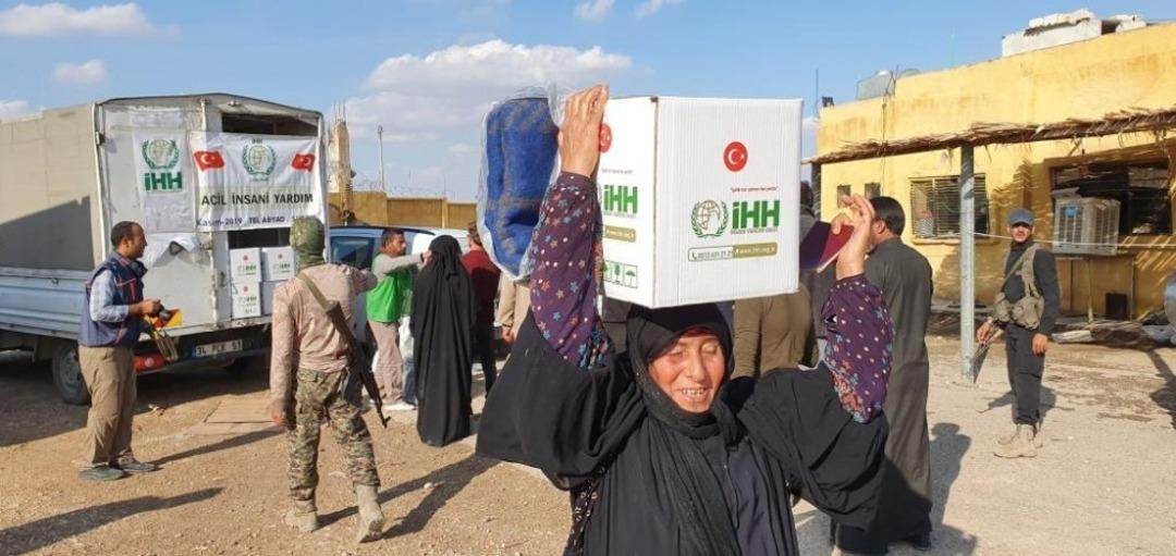 Ter&ouml;rden arındırılan b&ouml;lgelerde yardım dağıtıldı
