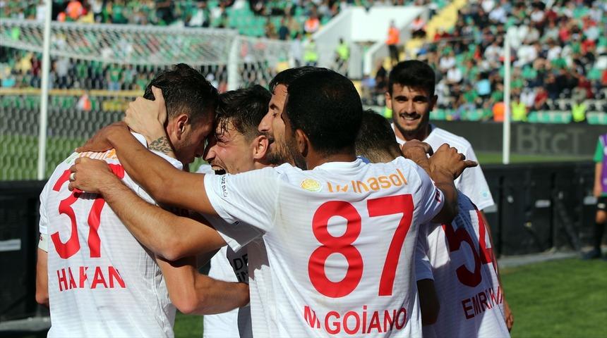 Sivasspor, 10 sezon sonra liderlik koltuğuna oturdu