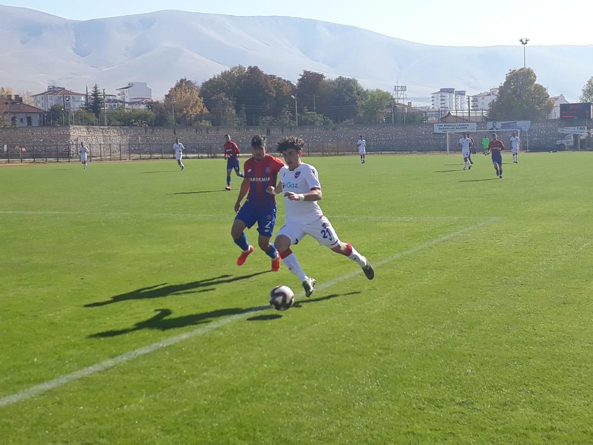 Niğde Anadolu FK - Kardemir Karab&uuml;kspor: 4-0