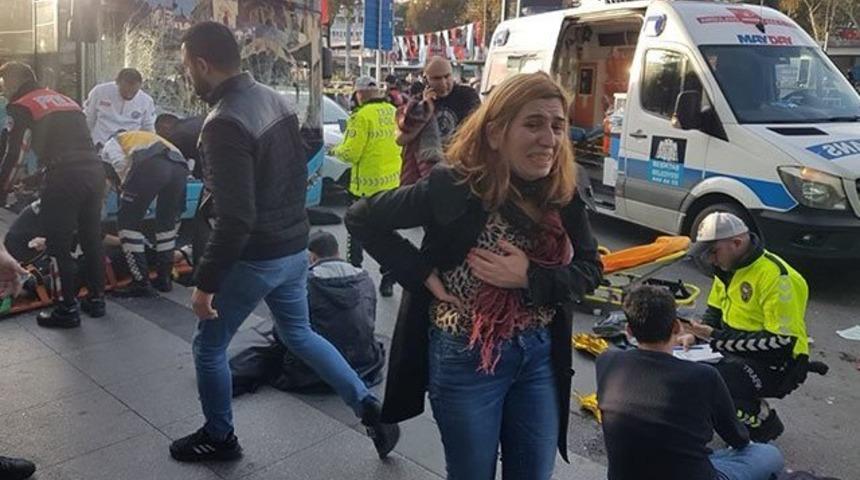 Beşiktaş'ta otobüs durağa daldı: Yaralılardan biri hayatını kaybetti, atladığı denizden çıkarılan bıçaklı şoför gözaltında