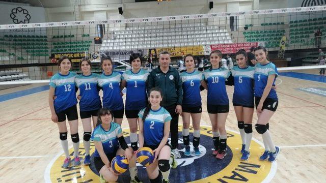 Hakkari Akif Ersoy MTAL galibiyetle döndü